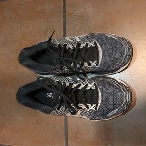 ASICS Gel Nimbus 18 Lite Show